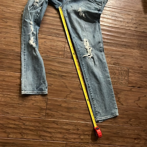 Kut From The Kloth Catherine Boyfriend Distressed Jeans Size 8 - Picture 9 of 13